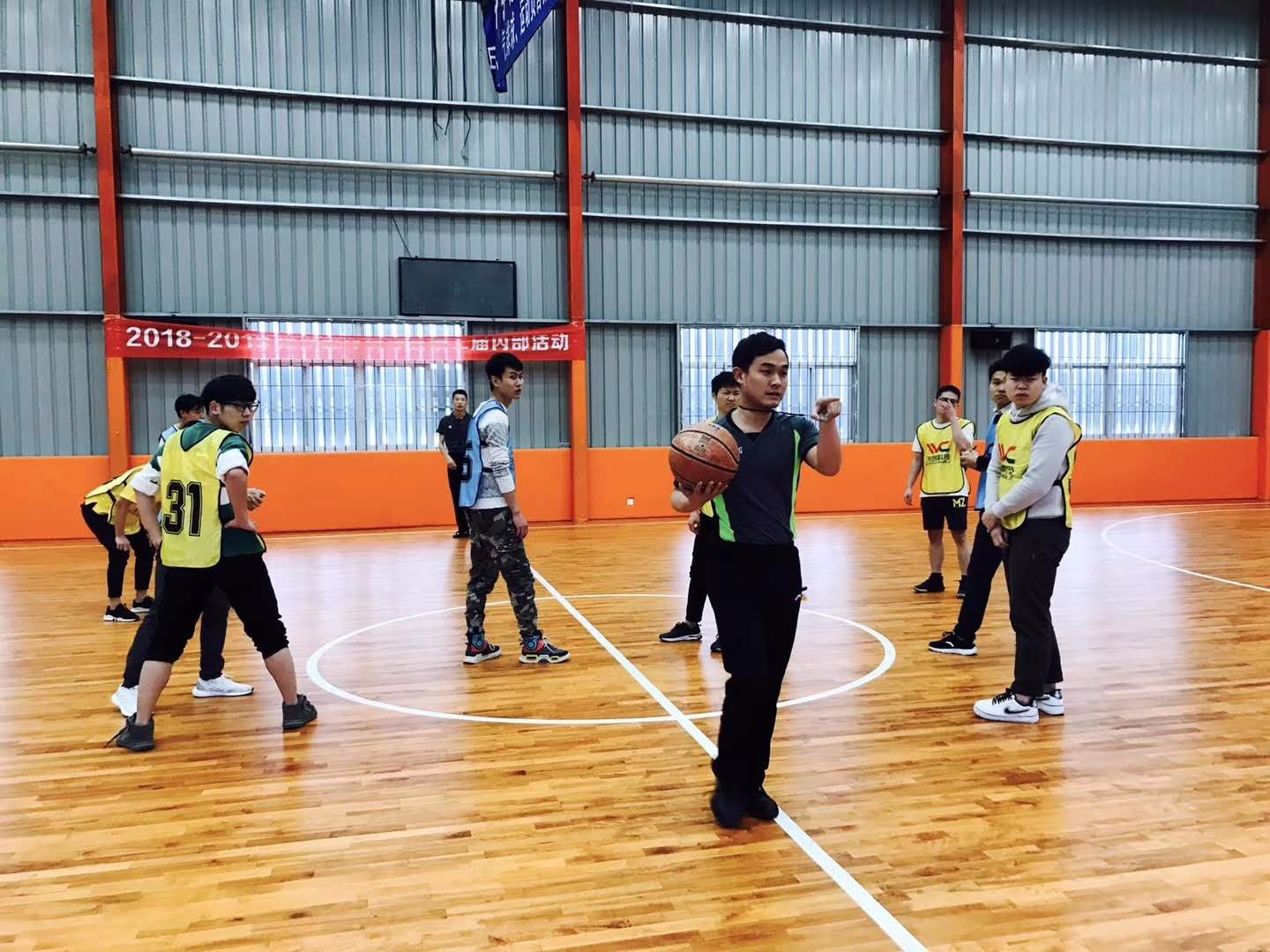 篮球赛1.jpg