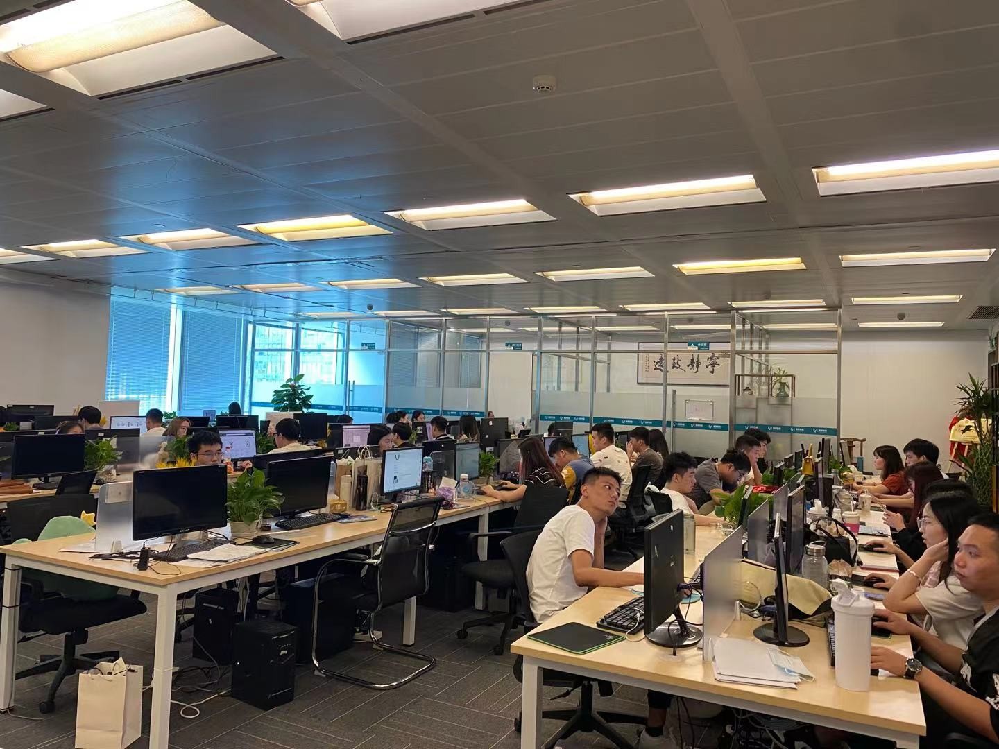 办公场所2.jpg